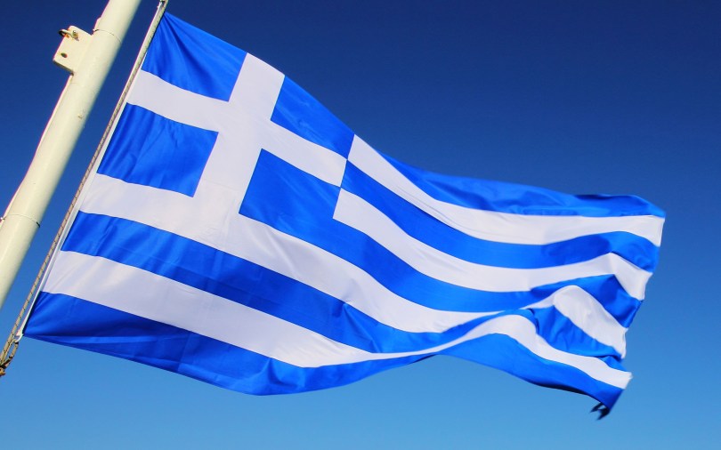 flag-of-greece-silk-flag-greece-europe-flagpole